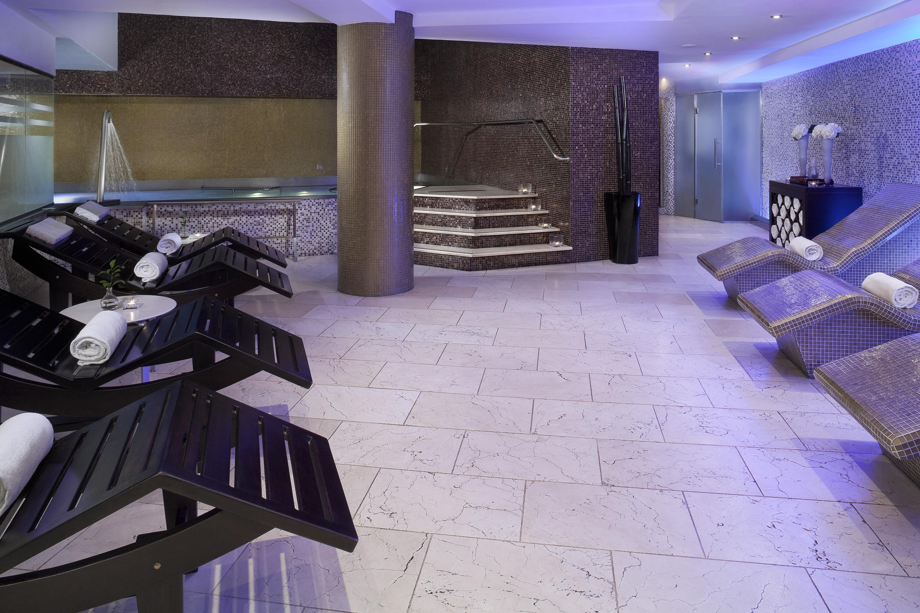 Melia Sarria Hotell